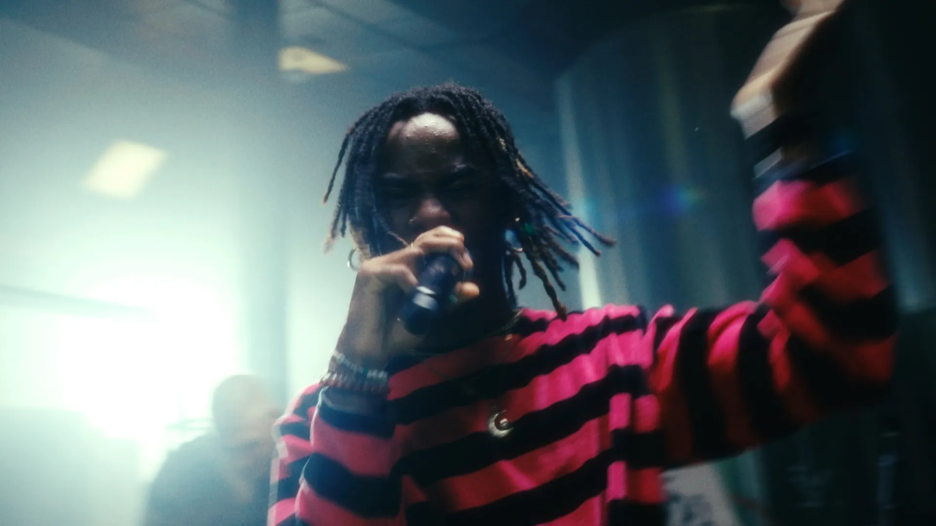 Image 6 sur 11 — Igor ft Web — Zéro Concessions